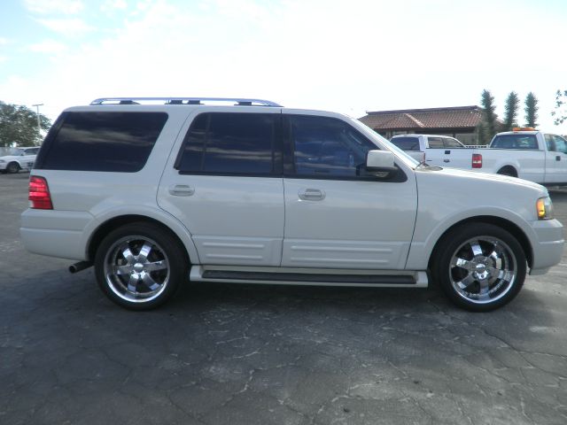 Ford Expedition I Limited SUV