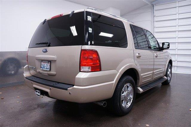 Ford Expedition Super SUV