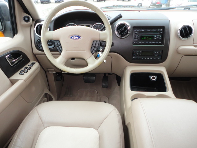 Ford Expedition 2006 photo 5