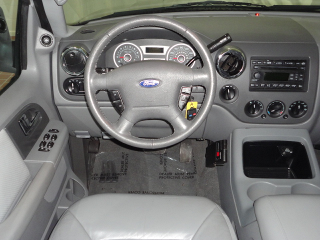 Ford Expedition 2006 photo 4