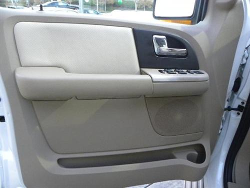 Ford Expedition 2006 photo 2