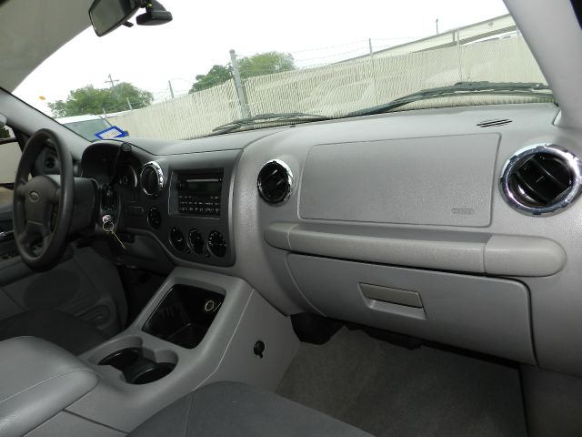 Ford Expedition 2006 photo 9