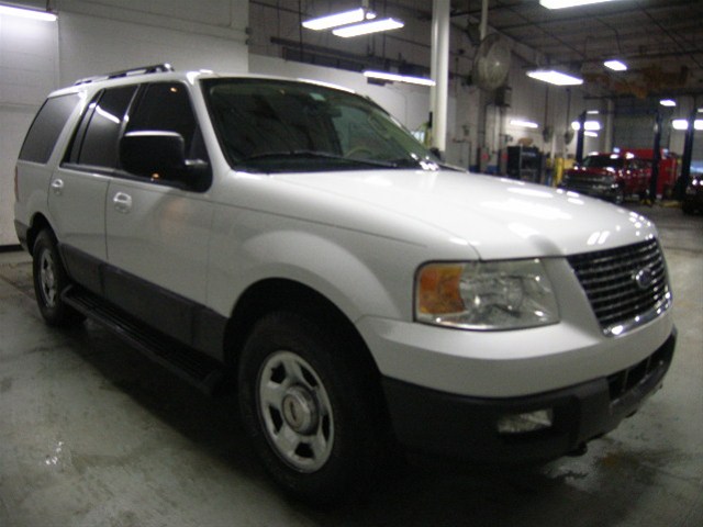 Ford Expedition 2006 photo 2