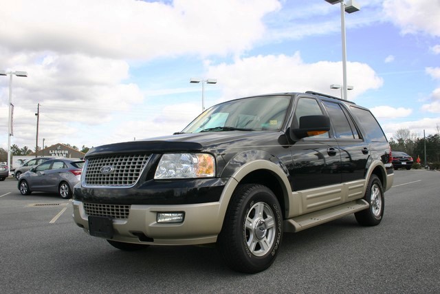 Ford Expedition 2006 photo 2