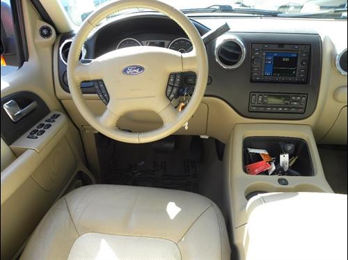 Ford Expedition 2006 photo 3