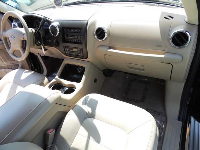 Ford Expedition 2006 photo 27
