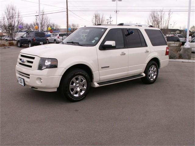 Ford Expedition SLT 25 Sport Utility
