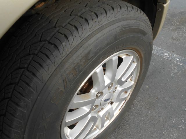 Ford Expedition SL 4x4 Regular Cab SUV