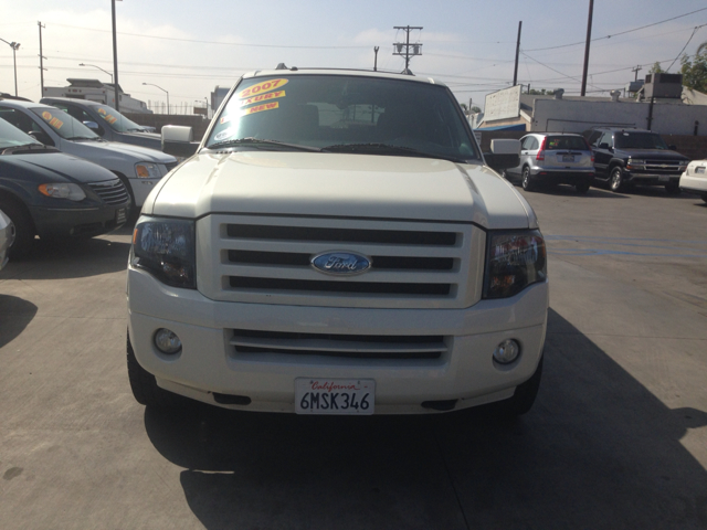Ford Expedition Xtronic CVT LE SUV