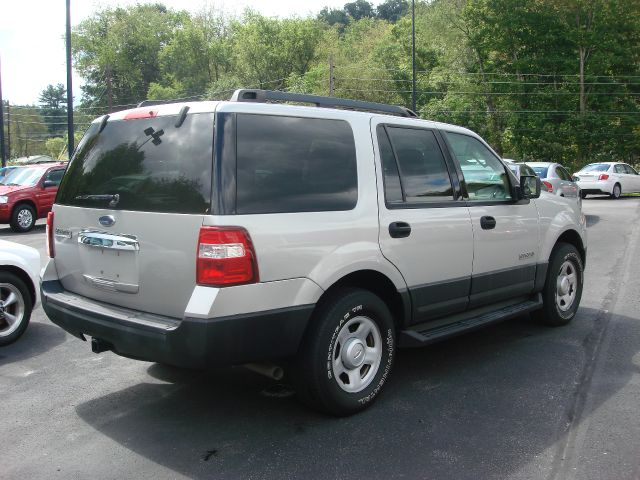 Ford Expedition SL 4x4 Regular Cab SUV