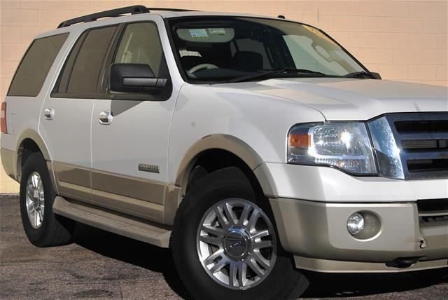 Ford Expedition 2008 photo 2