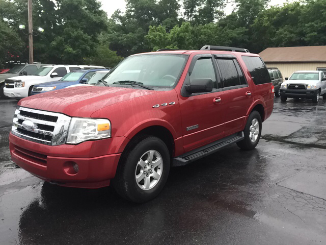 Ford Expedition 4dr Sdn XLS SUV