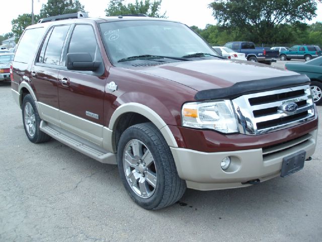 Ford Expedition 50i SUV