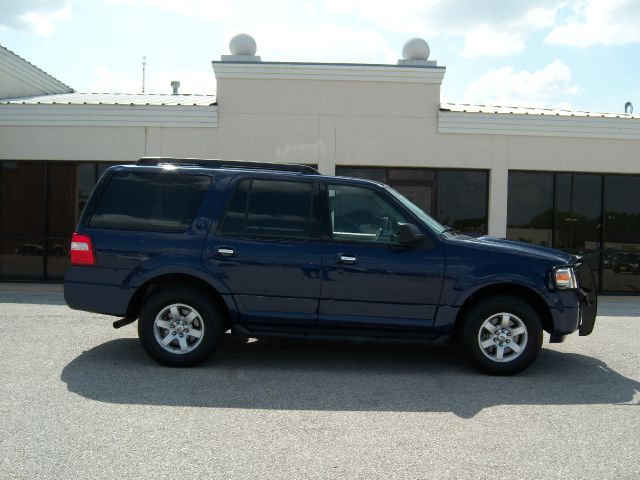 Ford Expedition SL 4x4 Regular Cab SUV