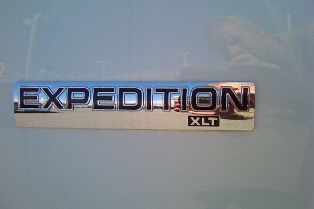 Ford Expedition 2009 photo 2