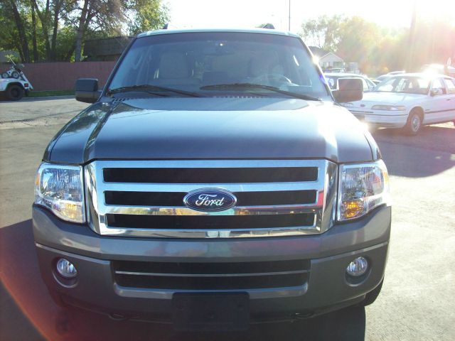 Ford Expedition 2010 photo 2
