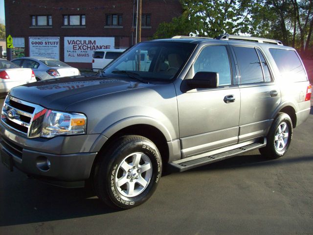 Ford Expedition 2010 photo 3