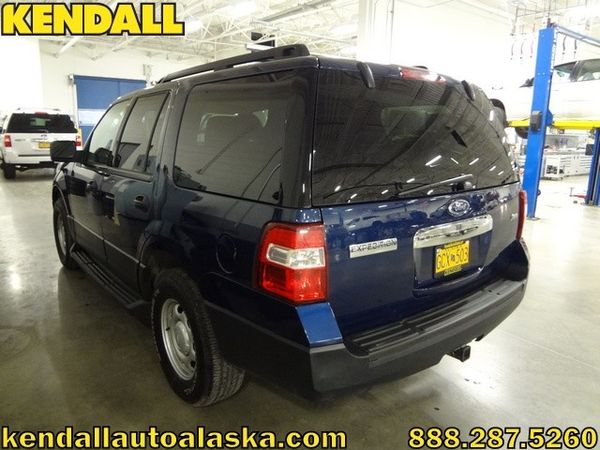 Ford Expedition 2011 photo 1