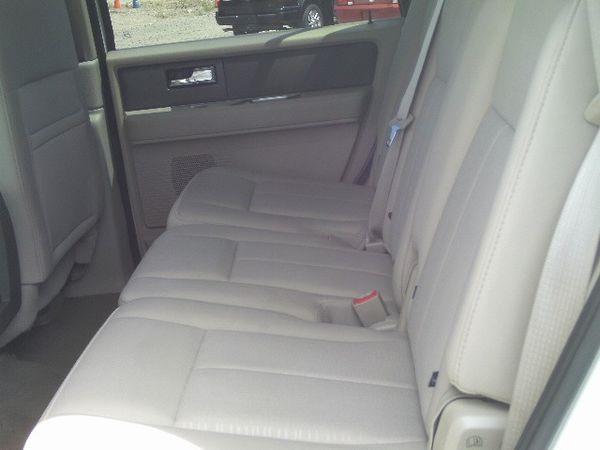 Ford Expedition C300 4dr Sdn 3.0L Sport RWD Sedan SUV