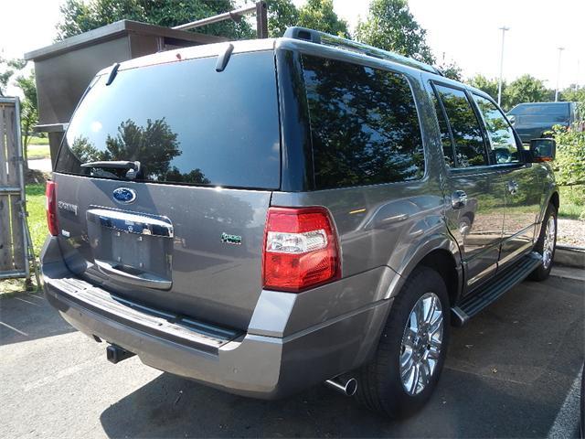 Ford Expedition SLT 25 SUV