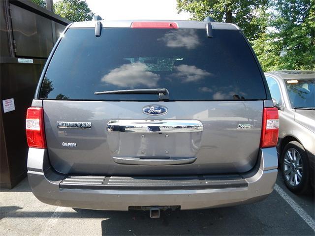 Ford Expedition 2011 photo 1