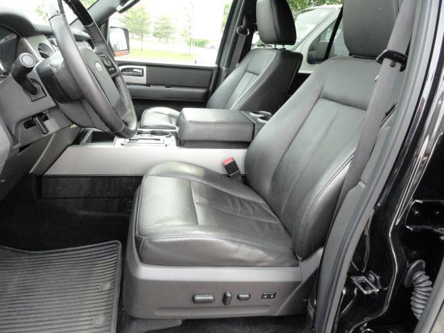 Ford Expedition 2011 photo 6