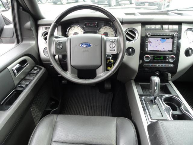 Ford Expedition 2011 photo 8