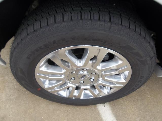 Ford Expedition 2012 photo 1