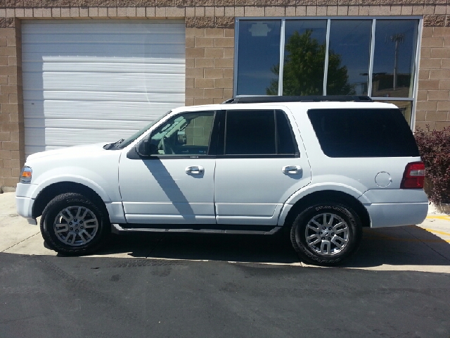 Ford Expedition 2012 photo 4