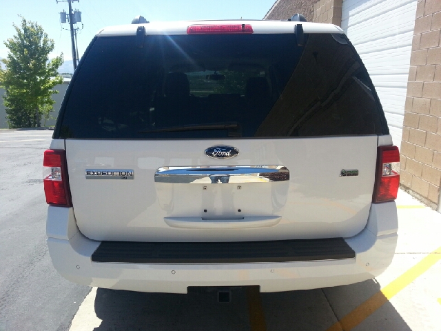 Ford Expedition 2012 photo 8