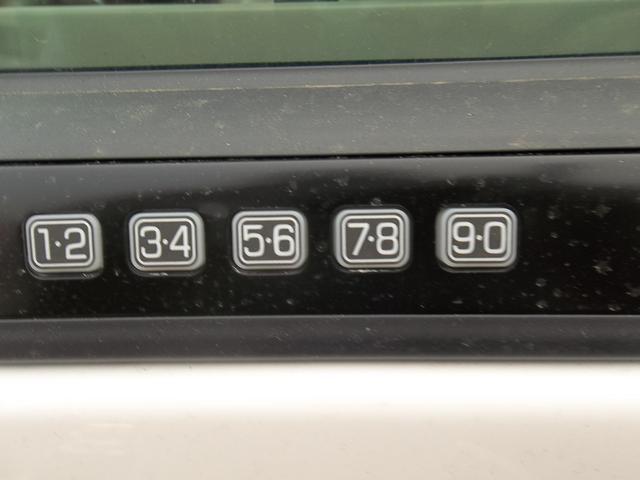 Ford Expedition 2012 photo 2