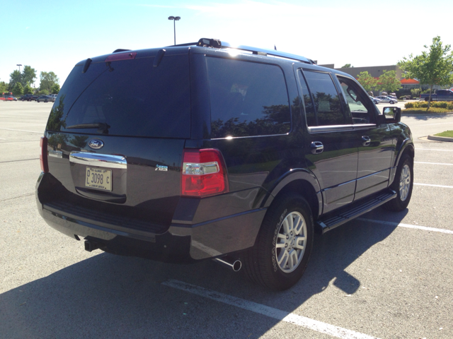 Ford Expedition 2012 photo 19