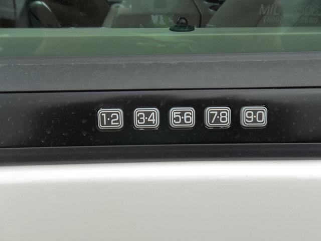 Ford Expedition 2012 photo 2