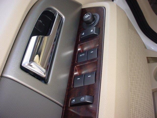 Ford Expedition 2013 photo 4