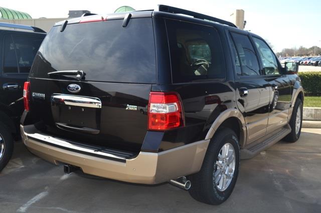 Ford Expedition 2013 photo 2