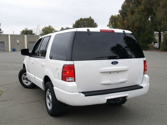 Ford Expedition 2014 photo 2
