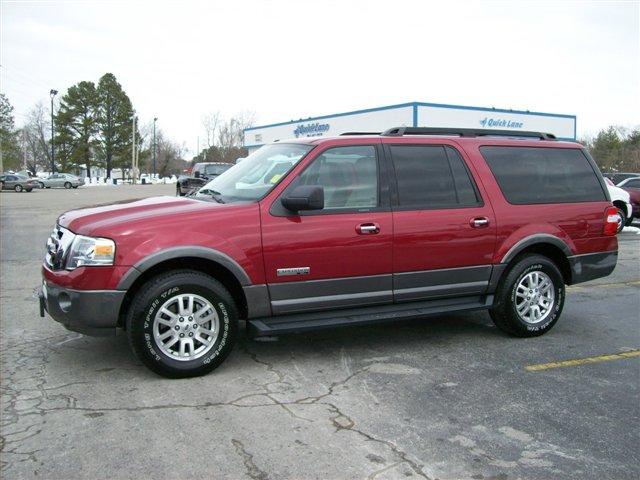 Ford Expedition EL ESi Sport Utility