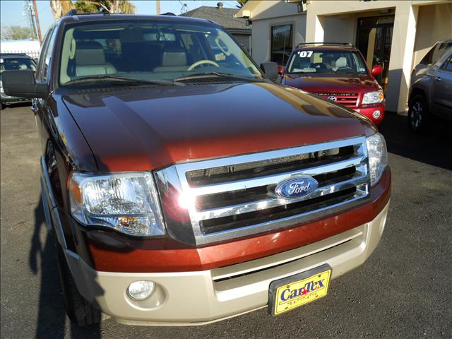 Ford Expedition EL AT Sport Utility