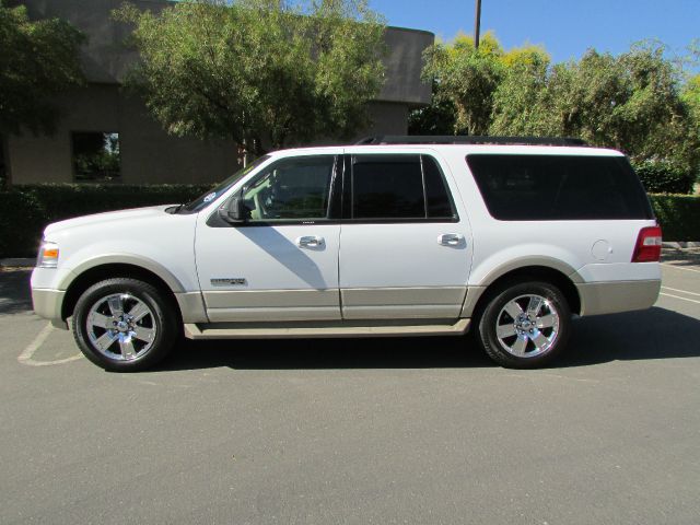Ford Expedition EL 2007 photo 12