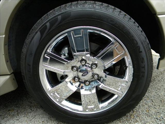 Ford Expedition EL 2007 photo 2