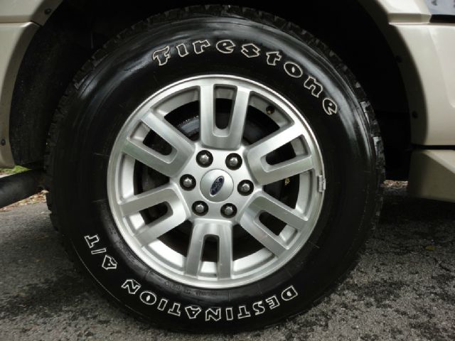Ford Expedition EL 2007 photo 14