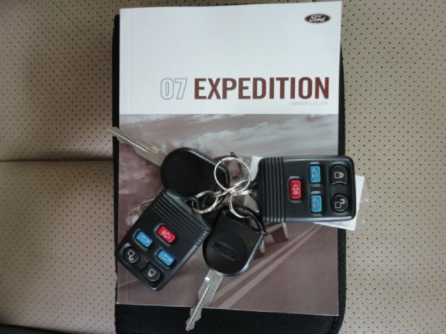 Ford Expedition EL 2007 photo 15