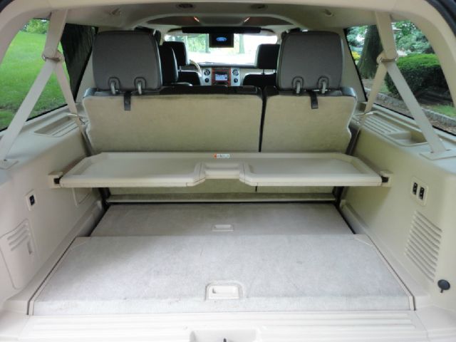 Ford Expedition EL 2007 photo 16