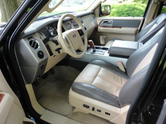 Ford Expedition EL 2007 photo 25