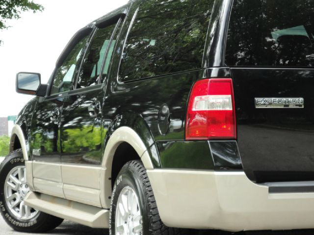 Ford Expedition EL 2007 photo 31