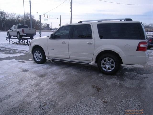 Ford Expedition EL SLT 25 Sport Utility