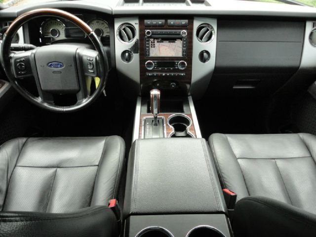 Ford Expedition EL 2008 photo 28