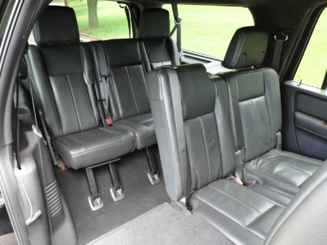 Ford Expedition EL 2008 photo 32