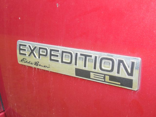 Ford Expedition EL Cavalier SUV