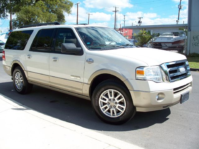 Ford Expedition EL 3.7L FWD SUV